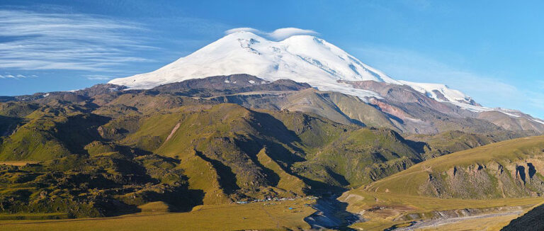 LAWINA W REJONIE ELBRUSA - ZGINĘŁO SIEDEM OSÓB