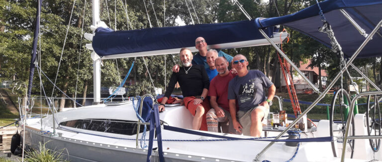 A NAM JEST SZKODA LATA…