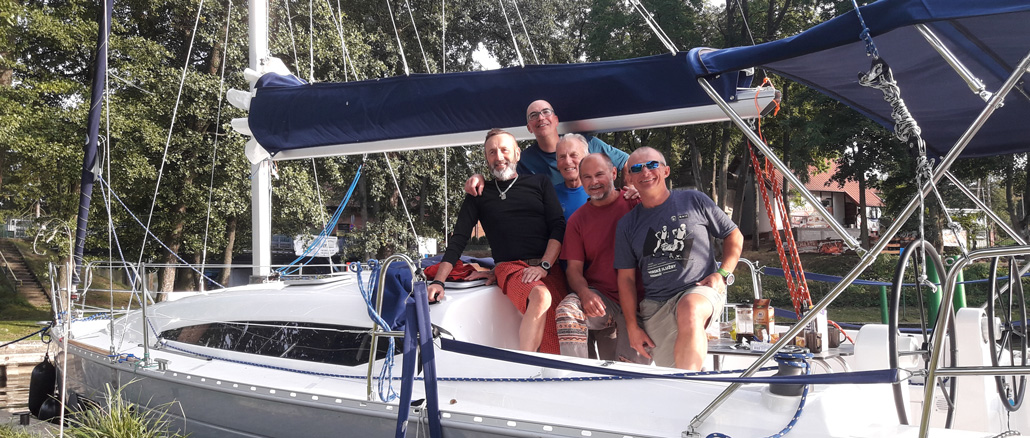 A NAM JEST SZKODA LATA…