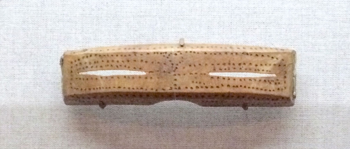 SŁONECZNE OKULARY INUITÓW