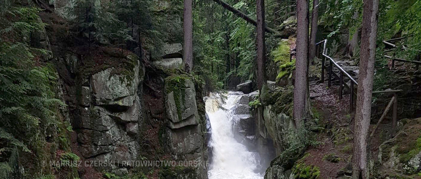 AKCJA POSZUKIWAWCZA W SIERPNIU 2004 ROKU